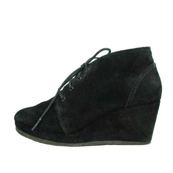 Clarks Shoes - Clarks Black Suede Lace Up Heeled Ankle Chukka Boots Size 7 Medium